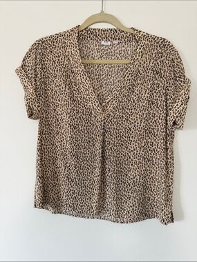 Gap Leopard Print V-Neck Top